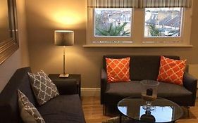 Stunning 2 Bed Flat Shepherds Bush